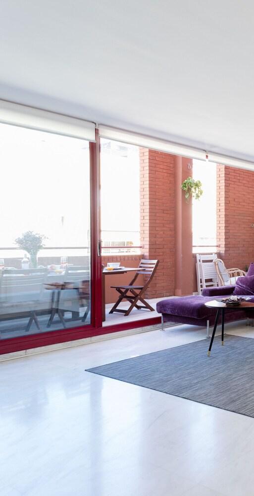 Unique Rentals - Stylish Seafront Duplex Barcelona Exterior photo